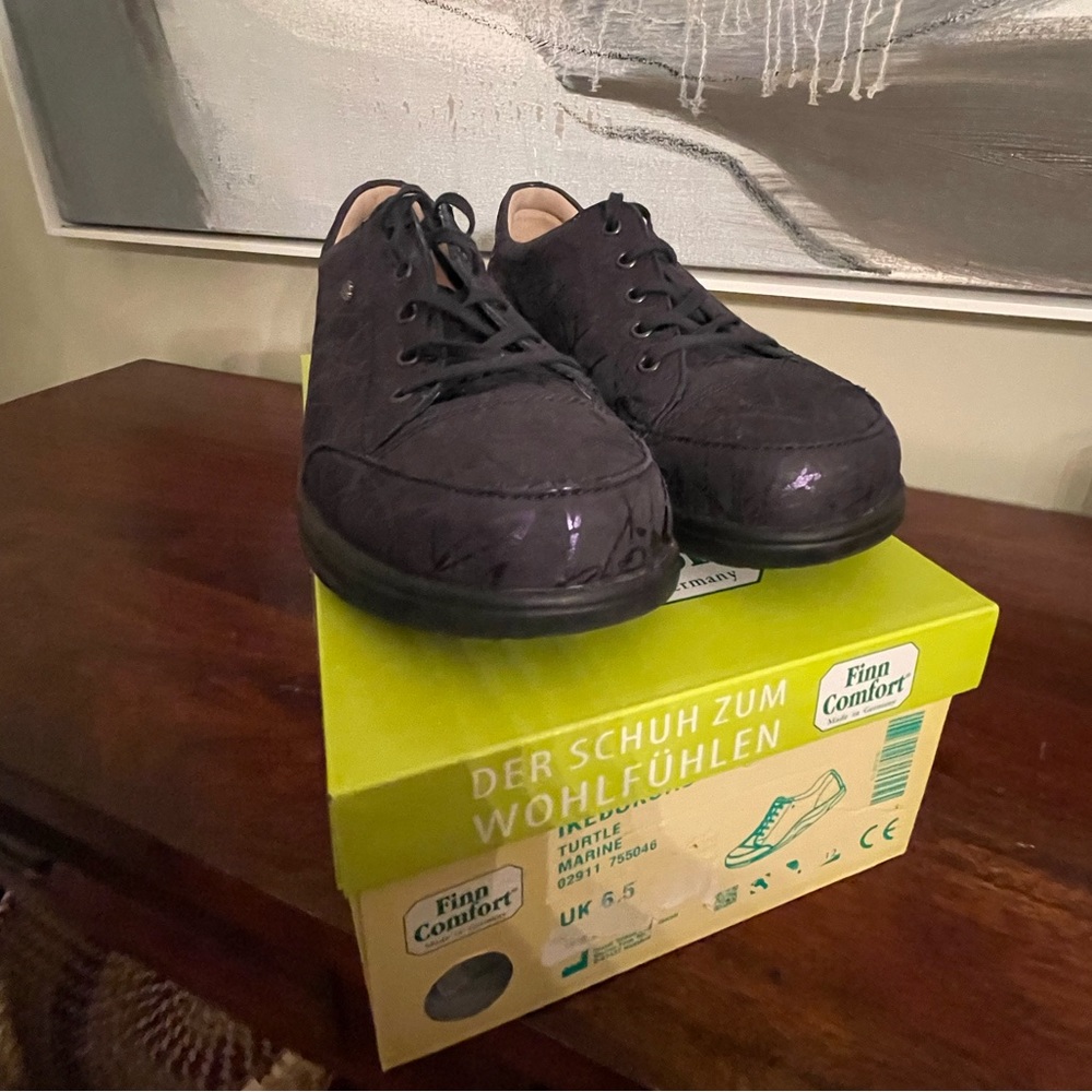 Finn Comfort Ikebukuro Navy Nubuck Soft Footbed Women’s US 9